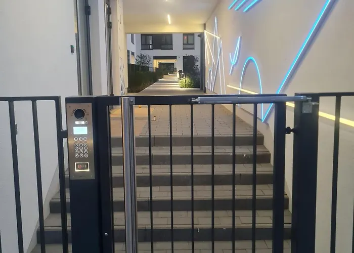 Airport Apartment